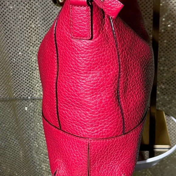 Kate Spade NY Red Pebbled Leather Hobo Bag w/Gold Keychain 15” x 11” x 3” EUC - Picture 6 of 14
